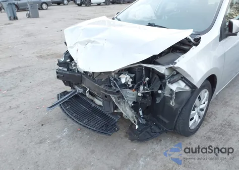 2016 Toyota Corolla Le z USA, uszkodzony, nr VIN 2T1BURHE4GC615216